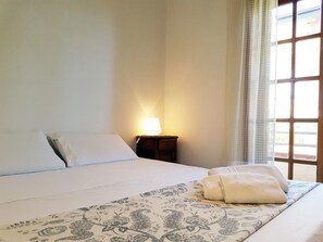 2 多间卧室、WiFi、床单