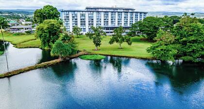 LOOK! Studio Condo in Downtown Hilo: Lagoon Views, Pool, AC