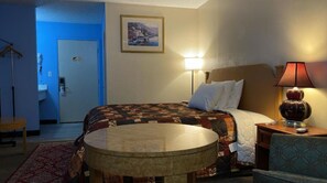 1 chambre, bureau, Wi-Fi gratuit, draps fournis