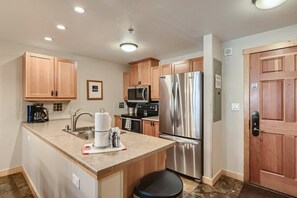 Private kitchen - Passage Point 623 2 Bedroom Condo by RedAwning (Copper Mountain)