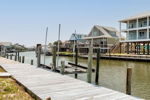 Property grounds - Bridgeview Cottage - 2228 Mallard 3 Bedroom Home by RedAwning (Dauphin Island)