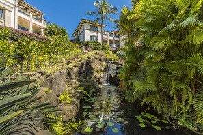 Villa, 3 Bedrooms | Property grounds