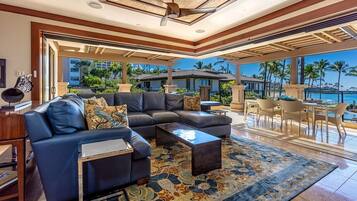 Villa, 3 Bedrooms | Living area | Smart TV