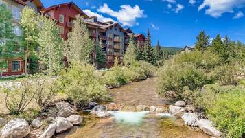 Condo, 3 Bedrooms | Property grounds