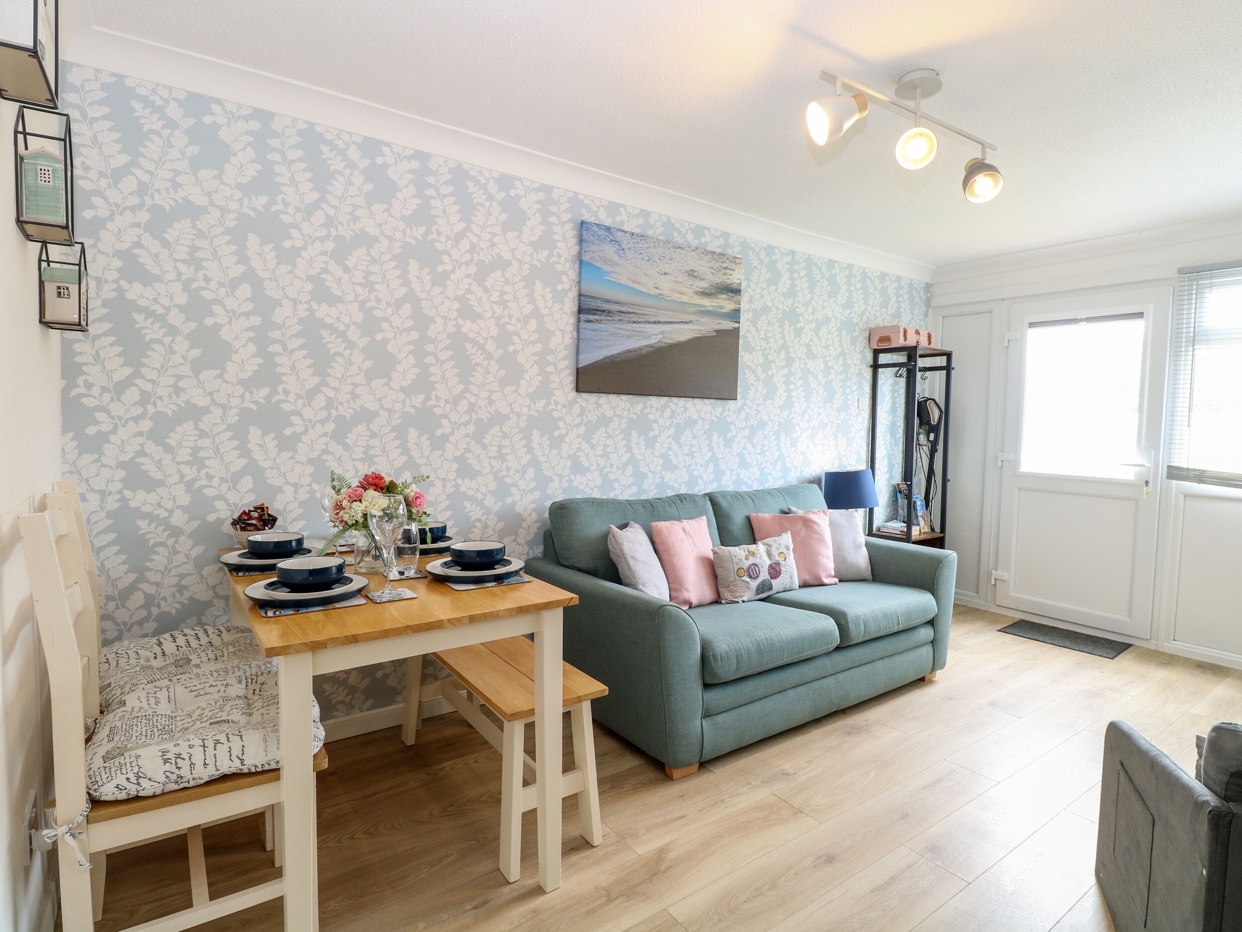 72, Pet Friendly, Country Holiday Cottage, With A Garden In Hemsby - Winterton-on-Sea