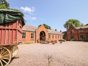 Exterior - Talbot Lodge (Stafford)
