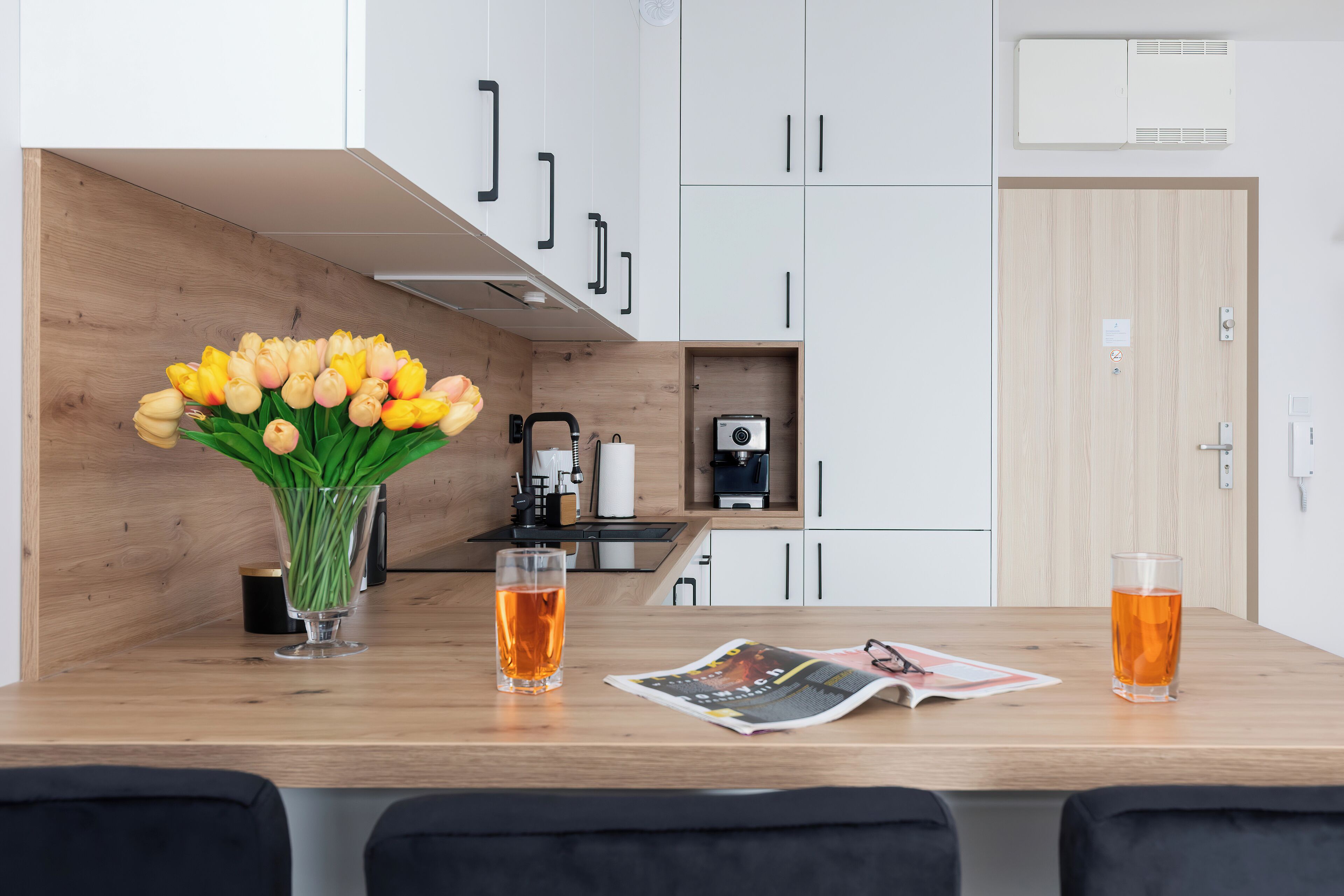 Apartment, 1 Bedroom, Balcony | Private kitchen | Microwave, dishwasher, coffee/tea maker, cookware/dishes/utensils