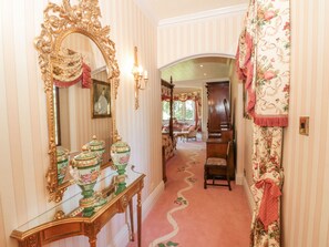 Interior - Highcliffe Manor (Bridlington)