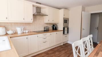 Cottage | Interior