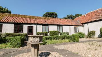 Cottage | Front of property