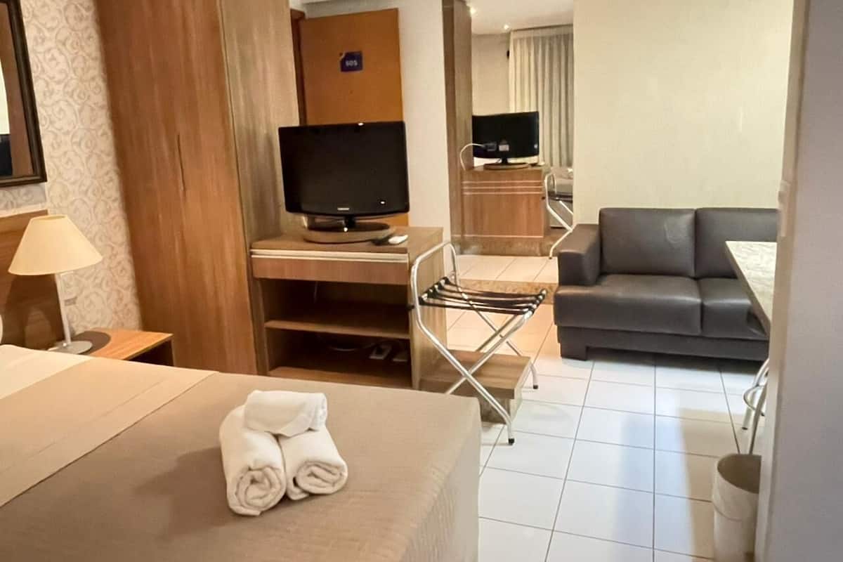 1 habitación, caja de seguridad en la habitación y wifi gratis