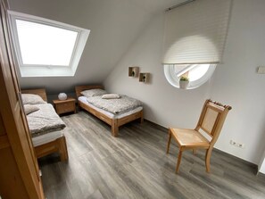 3 Schlafzimmer, Bügeleisen/Bügelbrett, Reisekinderbett, kostenloses WLAN