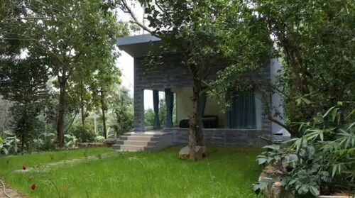 Blue Valley Estate-12 Acre Forest-Silver Oak-Villa