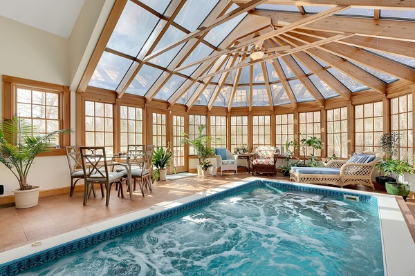 Piscine couverte, piscine chauffée