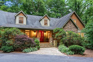 Exterior - Huge Asheville home with movie theater, fire pit, hot tub, game room! (Fletcher)