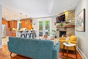 Interior - Huge Asheville home with movie theater, fire pit, hot tub, game room! (Fletcher)