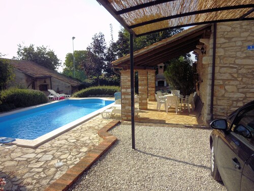 Traditional Istrian stone farmhouse with private pool. Secure & secluded garden.