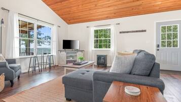 Televisor i llar de foc