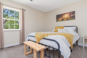 3 dormitorios, tabla de planchar con plancha, wifi y ropa de cama