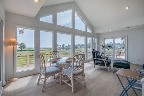 New rental, golf cart included, club cards available - 469 Porpoise Circle