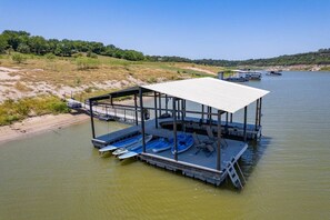 Marina - Lakefront Estate: 2 Homes in 1 | Private Dock (Spicewood)