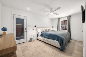 Iron/ironing board, WiFi, bed sheets - Lakefront Estate: 2 Homes in 1 | Private Dock (Spicewood)