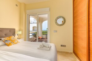 3 sovrum, strykjärn/strykbräda och gratis wi-fi