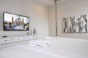 4 Schlafzimmer, Reisekinderbett, WLAN, Bettwäsche