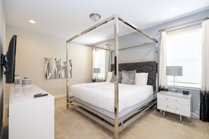 4 Schlafzimmer, Reisekinderbett, WLAN, Bettwäsche