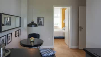 1 Schlafzimmer, Schreibtisch, Reisekinderbett, kostenloses WLAN