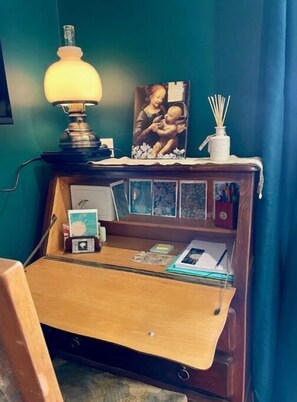 Interior - Détente Parfumée, Capitale du Parfum (Grasse)