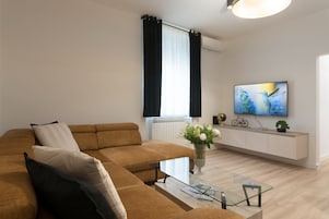 Family Apartment | Living area | LCD TV