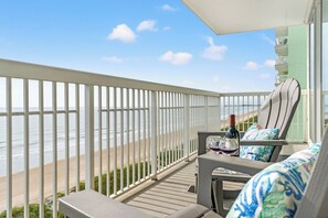 Property grounds - Stunning Sunrise Pointe 6A - 4 Bedrooms - Oceanfront (North Myrtle Beach)