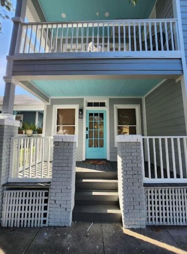 Exterior detail - 29 Palms home (Galveston)