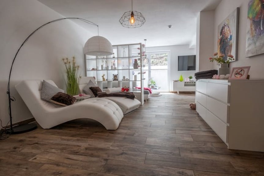 Modern Basement Apartment With Use Of Pool - ザルツブルク