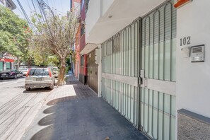Exterior - Citizen Condesa (Mexico City)