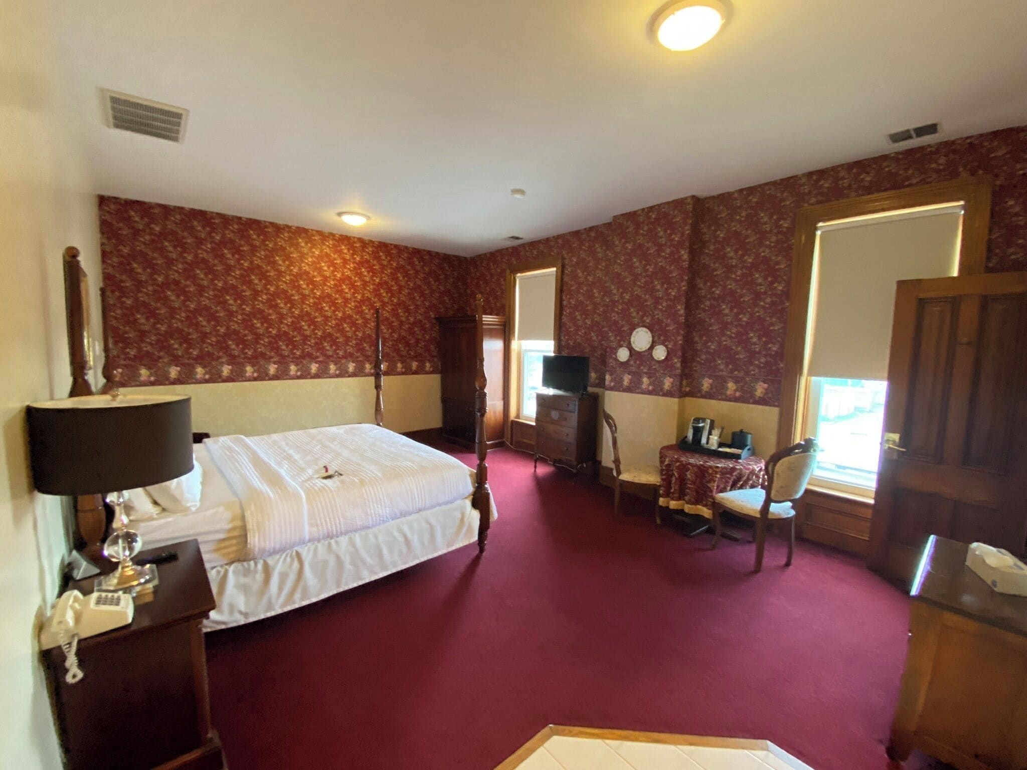 Premium bedding, down duvets, Select Comfort beds, free WiFi