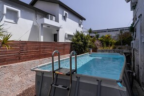 Outdoor pool - Spacious 4BD House w Pool in Hezliya (Herzliya)