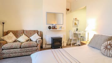 1 habitación, decoración personalizada y muebles diferentes