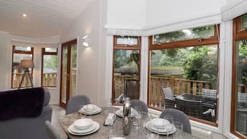 Cottage | Interior