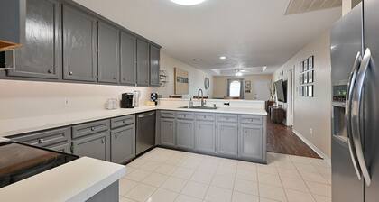 Parkside at Wolfpen ~ Look no further for a convenient stay!