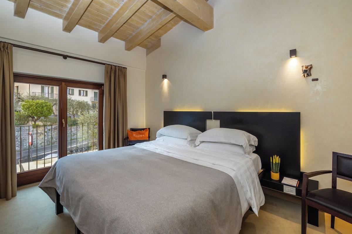 Miramonti | Ropa de cama de alta calidad y colchones con acolchado adicional
