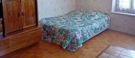 2 chambres, Wi-Fi, literie fournie