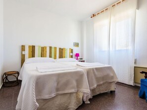 1 Schlafzimmer, Schreibtisch, Bügeleisen/Bügelbrett, WLAN