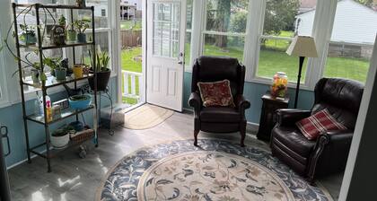 Cozy Home in Corning — Walk to the Corning Museum of Glass!