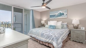 3 bedrooms, iron/ironing board, WiFi, bed sheets - Spacious 3rd floor condo with views of Gulf and the Bay-TT3F (Pensacola Beach)