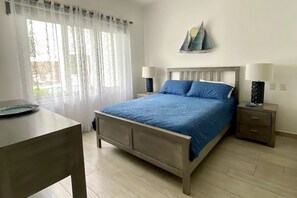 2 Schlafzimmer, Zimmersafe, Bügeleisen/Bügelbrett, kostenloses WLAN