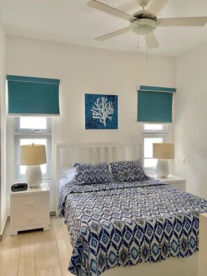 2 soverom, safe på rommet, strykejern/-brett og wi-fi (inkludert)