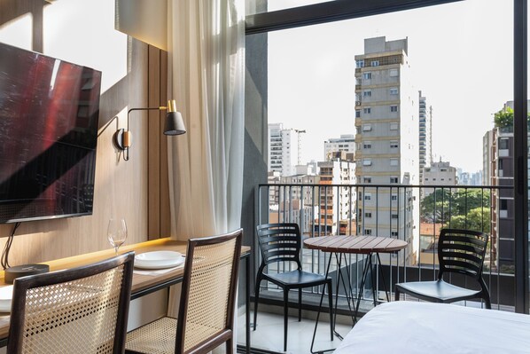 Studio | Iron/ironing board, free WiFi, bed sheets - Studios Oscar By You (São Paulo)