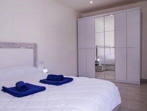 3 Schlafzimmer, Bügeleisen/Bügelbrett, WLAN